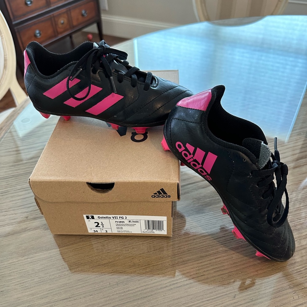 Kids adidas soccer cleats - size 2-1/2